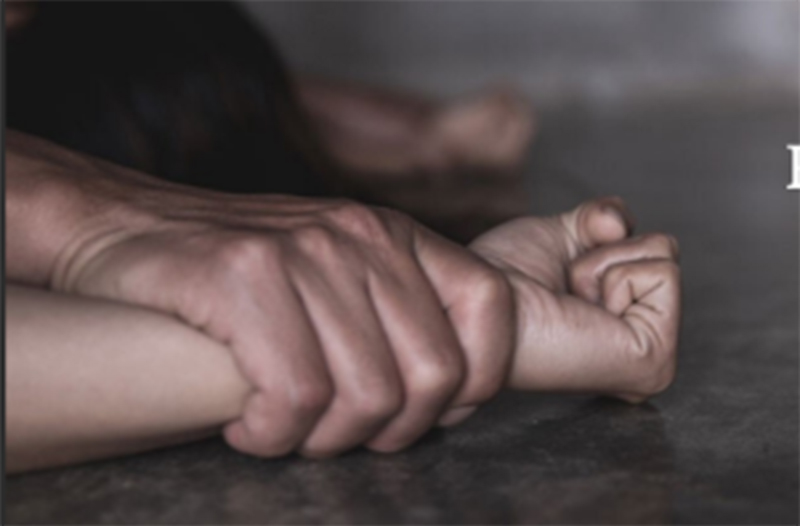 കുടിക്കാന്‍ വെള്ളം ചോദിച്ചെത്തിയ പ്രതി വീടിനുള്ളില്‍ അതിക്രമിച്ച് കയറി 35 കാരിയെ അതിക...